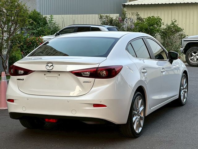MAZDA馬自達 MAZDA 3  第4張相片