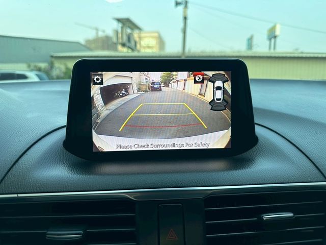 MAZDA馬自達 MAZDA 3  第13張相片