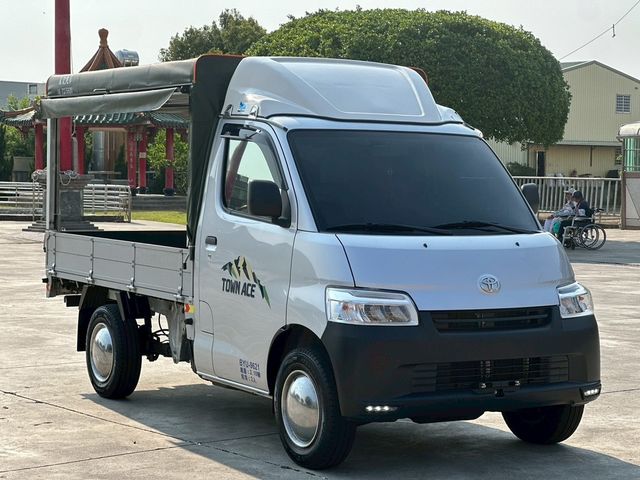 TOYOTA豐田 TOWN ACE  第1張相片