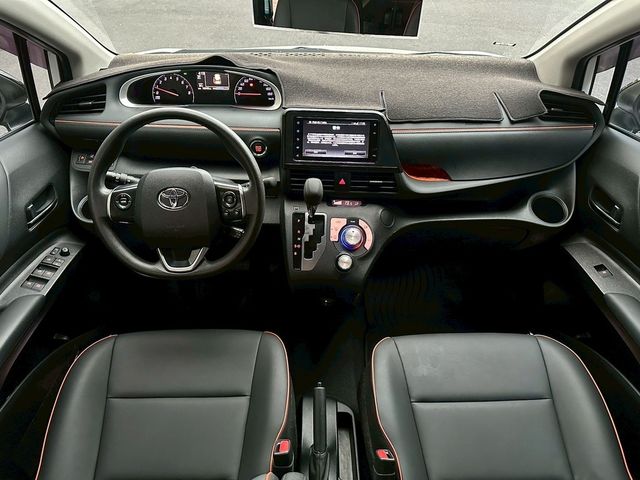 TOYOTA豐田 SIENTA  第7張相片