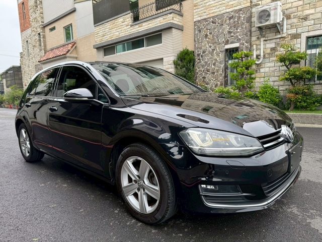 VOLKSWAGEN福斯 GOLF  第1張相片