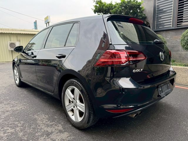 VOLKSWAGEN福斯 GOLF  第5張相片