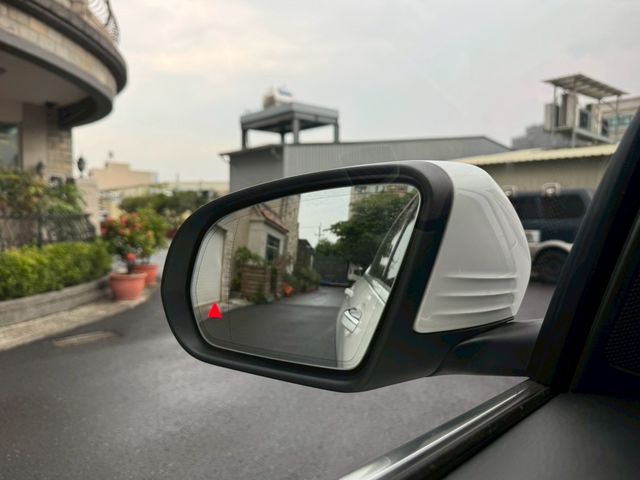 M-BENZ賓士 GLC200  第10張相片