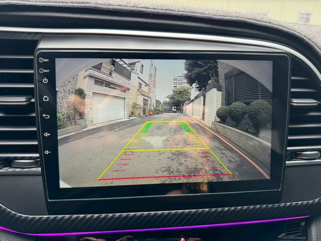 HYUNDAI現代 ELANTRA  第13張相片