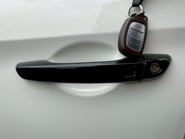 HYUNDAI現代 ELANTRA  第18張相片