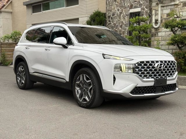 HYUNDAI現代 SANTA FE  第1張相片