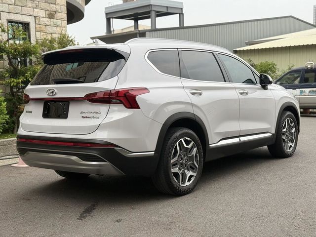 HYUNDAI現代 SANTA FE  第6張相片