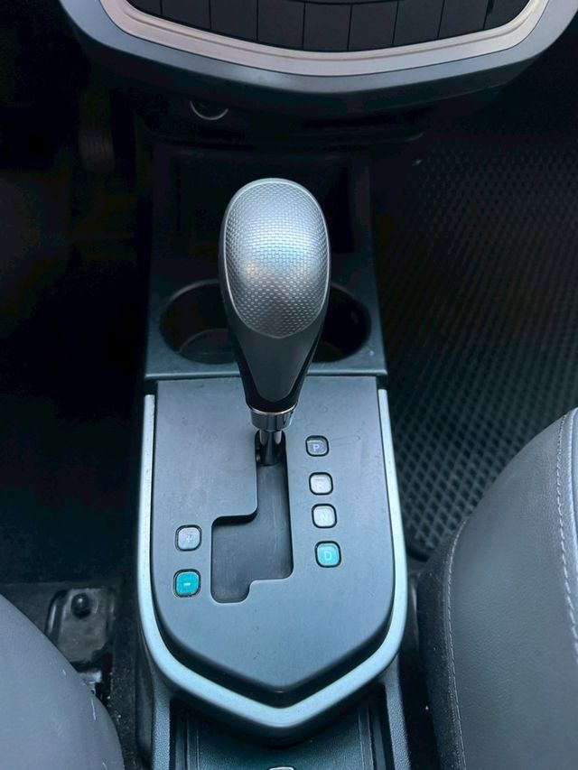 MITSUBISHI三菱 COLT PLUS  第9張相片