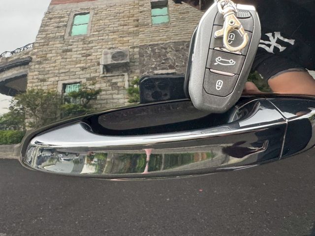 PEUGEOT寶獅 408  第16張相片