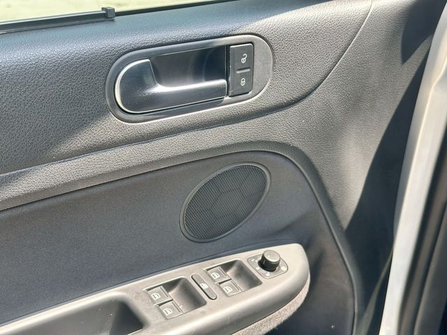 VOLKSWAGEN福斯 GOLF PLUS  第12張相片