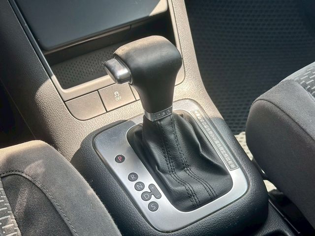 VOLKSWAGEN福斯 GOLF PLUS  第16張相片