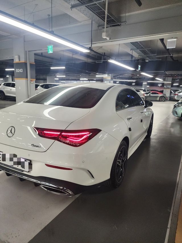 M-BENZ賓士 CLA250 4MATIC  第2張相片