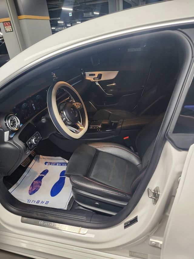 M-BENZ賓士 CLA250 4MATIC  第3張相片