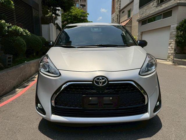 TOYOTA豐田 SIENTA  第2張相片