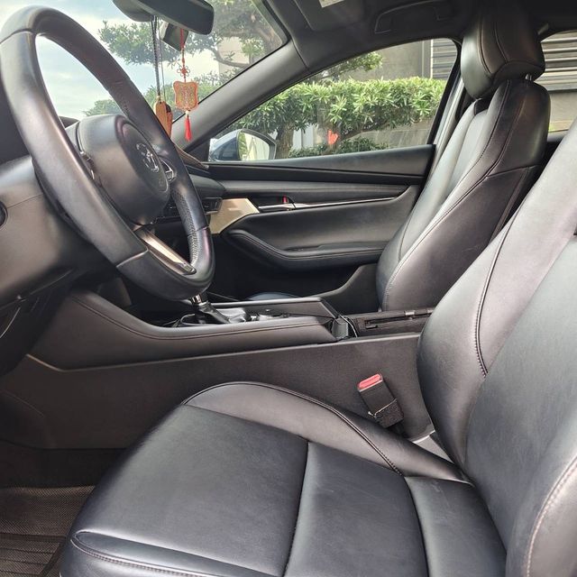 MAZDA馬自達 MAZDA 3  第7張相片