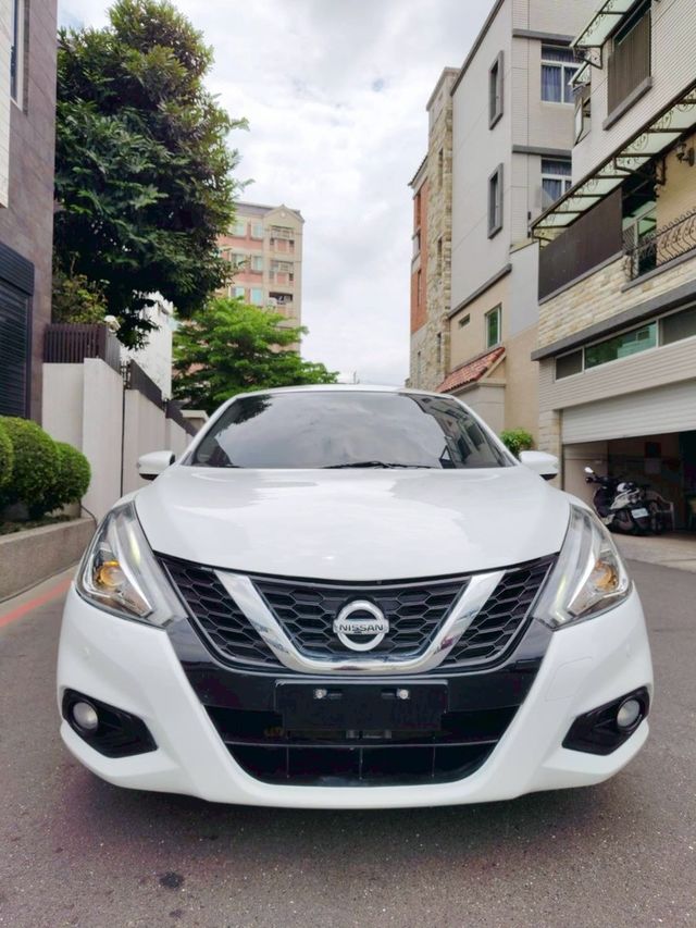 NISSAN日產 TIIDA  第2張相片