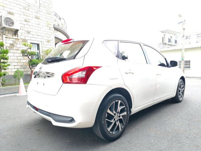 NISSAN日產 TIIDA  第6張相片