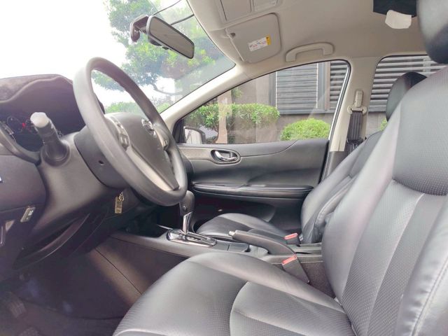 NISSAN日產 TIIDA  第13張相片