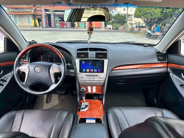 TOYOTA豐田 CAMRY  第7張相片