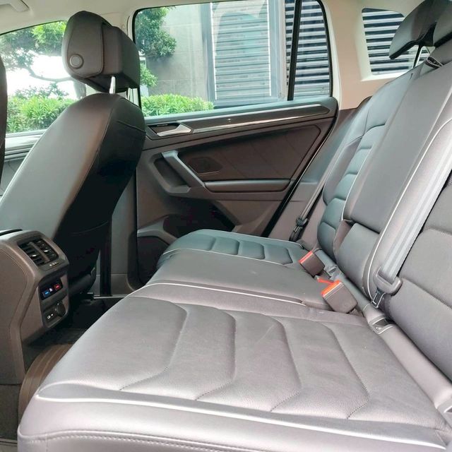 VOLKSWAGEN福斯 TIGUAN  第18張相片