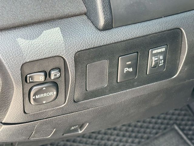 TOYOTA豐田 CAMRY  第12張相片