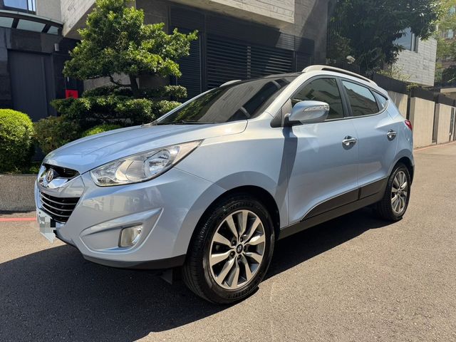 HYUNDAI現代 IX35  第3張相片