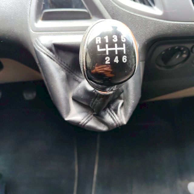 FORD福特 TRANSIT CUSTOM  第11張相片