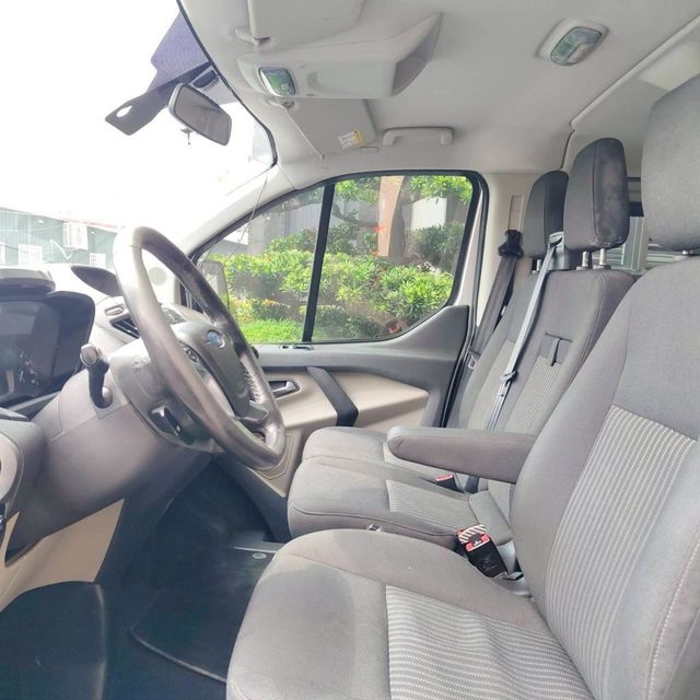 FORD福特 TRANSIT CUSTOM  第13張相片