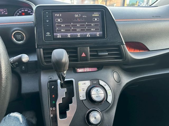 TOYOTA豐田 SIENTA  第10張相片