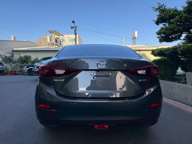 MAZDA馬自達 MAZDA 3  第4張相片