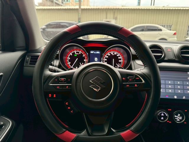 SUZUKI鈴木 SWIFT  第7張相片