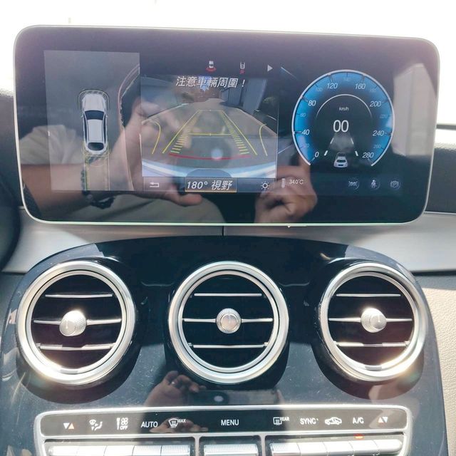 M-BENZ賓士 GLC250  第11張相片