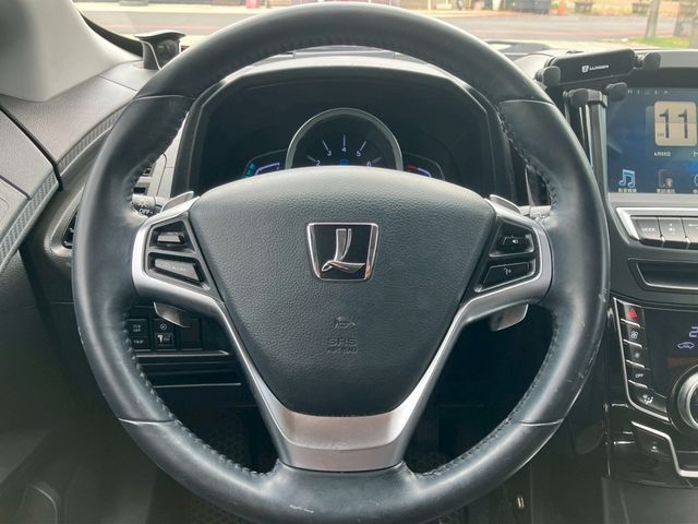 LUXGEN納智捷 U6 TURBO  第8張相片