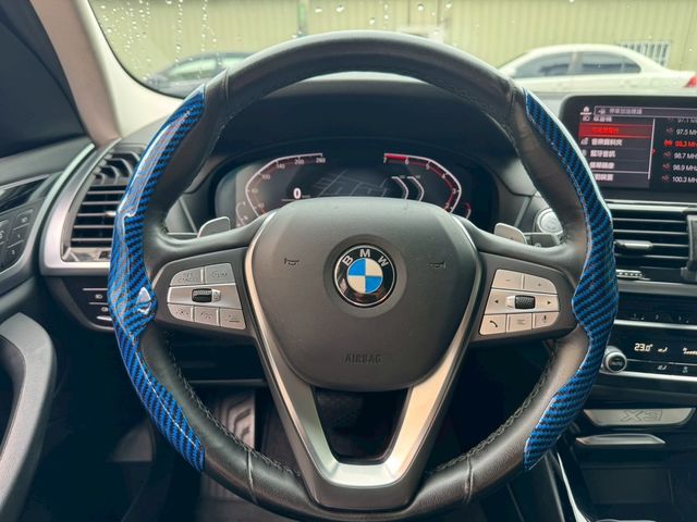 BMW寶馬 X3  第8張相片