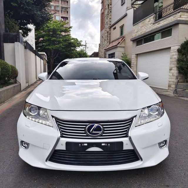 LEXUS凌志 ES300H  第6張相片