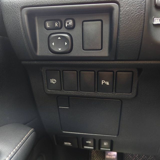 LEXUS凌志 ES300H  第10張相片