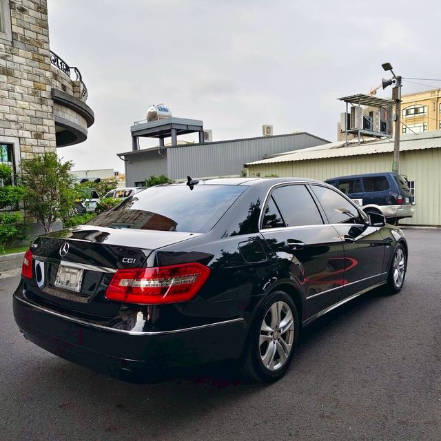 M-BENZ賓士 E250  第3張相片