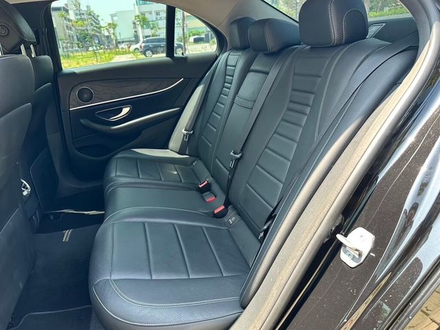 M-BENZ賓士 E250  第18張相片