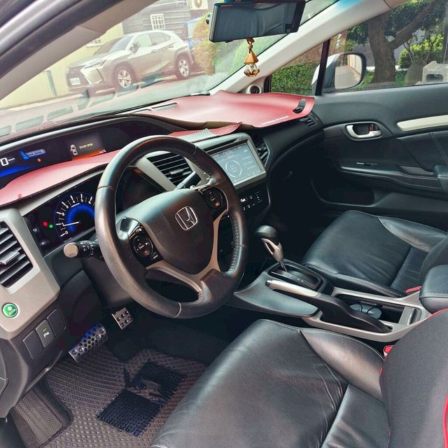 HONDA本田 CIVIC  第8張相片
