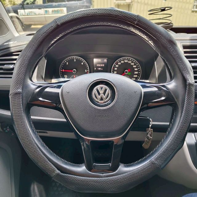 VOLKSWAGEN福斯 T6 CARAVELLE  第10張相片