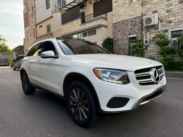 M-BENZ賓士 GLC300  第1張相片