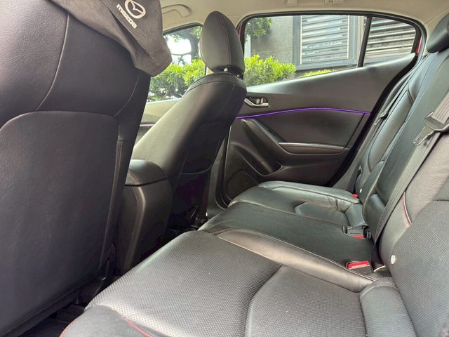 MAZDA馬自達 MAZDA 3  第19張相片