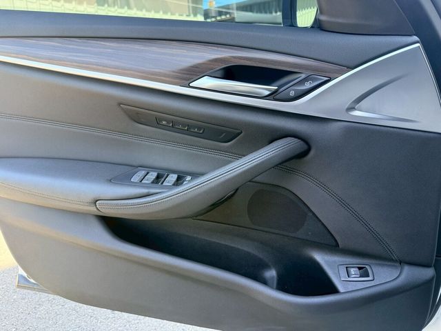 BMW寶馬 520I  第17張相片