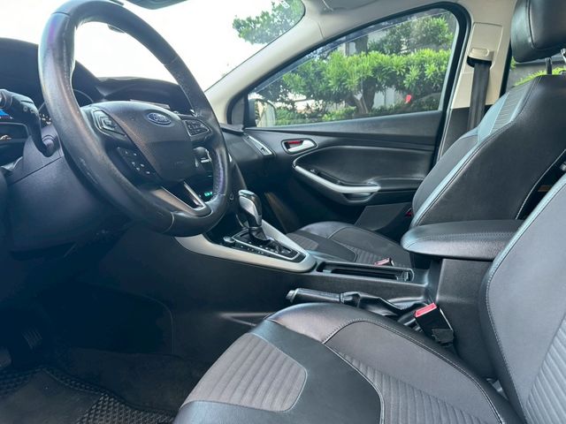 FORD福特 FOCUS  第15張相片