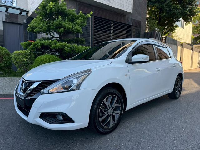 NISSAN日產 TIIDA  第3張相片
