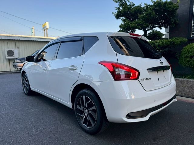 NISSAN日產 TIIDA  第5張相片