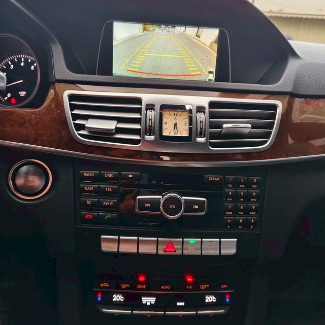 M-BENZ賓士 E250  第9張相片