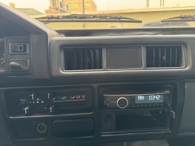 MITSUBISHI三菱 DELICA  第8張相片