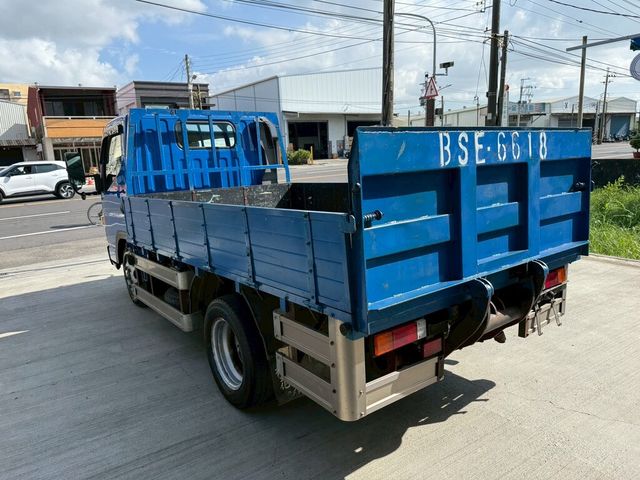 MITSUBISHI三菱 CANTER  第4張相片