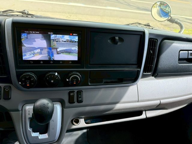 MITSUBISHI三菱 CANTER  第9張相片